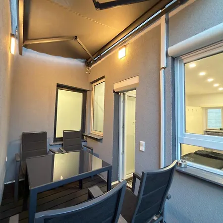 Luxus - 2 Direkt Im Zentrum, 200m Vom Schloss Und Marktplatz - 24h Check-in - Balkon - Klima - Wlan - Waschmaschine Apartamento Ludwigsburg