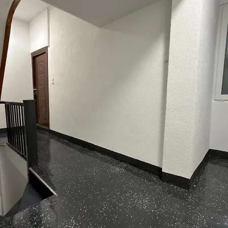 Luxus - 2 Direkt Im Zentrum, 200m Vom Schloss Und Marktplatz - 24h Check-in - Balkon - Klima - Wlan - Waschmaschine * Ludwigsburg
