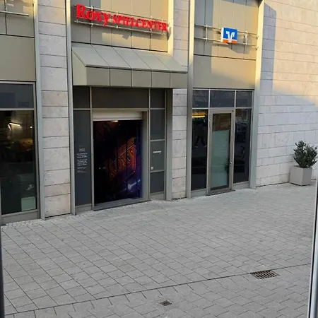 Luxus - 2 Direkt Im Zentrum, 200m Vom Schloss Und Marktplatz - 24h Check-in - Balkon - Klima - Wlan - Waschmaschine Apartment Ludwigsburg